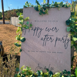 A Wedding Their Way: Jen & Lee’s Lakeside Celebration at Barnacles