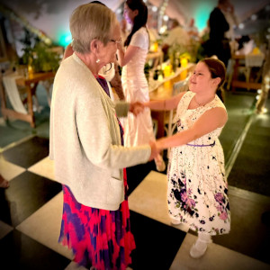 A Wedding Their Way: Jen & Lee’s Lakeside Celebration at Barnacles