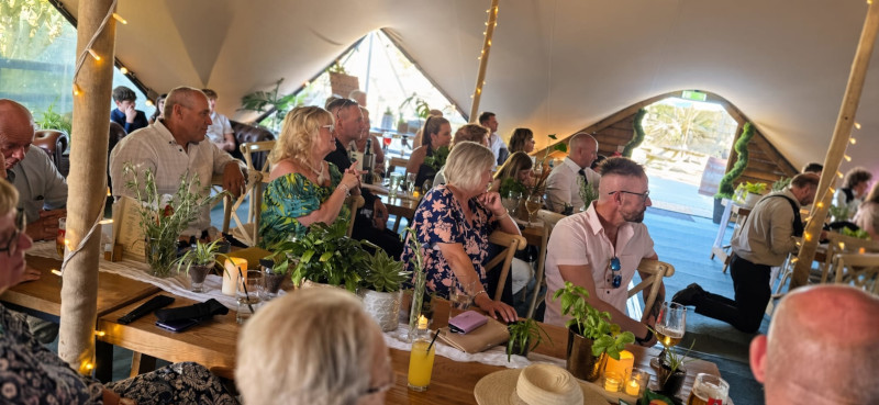 A Wedding Their Way: Jen & Lee’s Lakeside Celebration at Barnacles