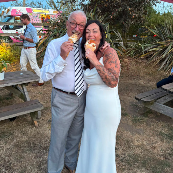 A Wedding Their Way: Jen & Lee’s Lakeside Celebration at Barnacles